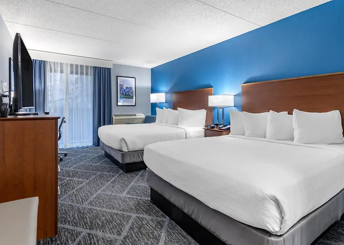 Western Edina - Minneapolis 3*